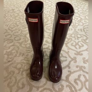 HUNTER Tall Boots Maroon Size 7 Excellent Condition